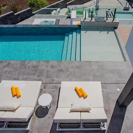 Villa Infinity