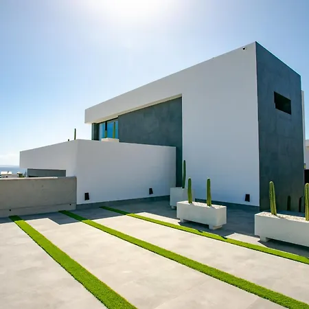 Villa Infinity *