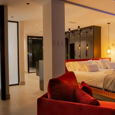 Villa Infinity *